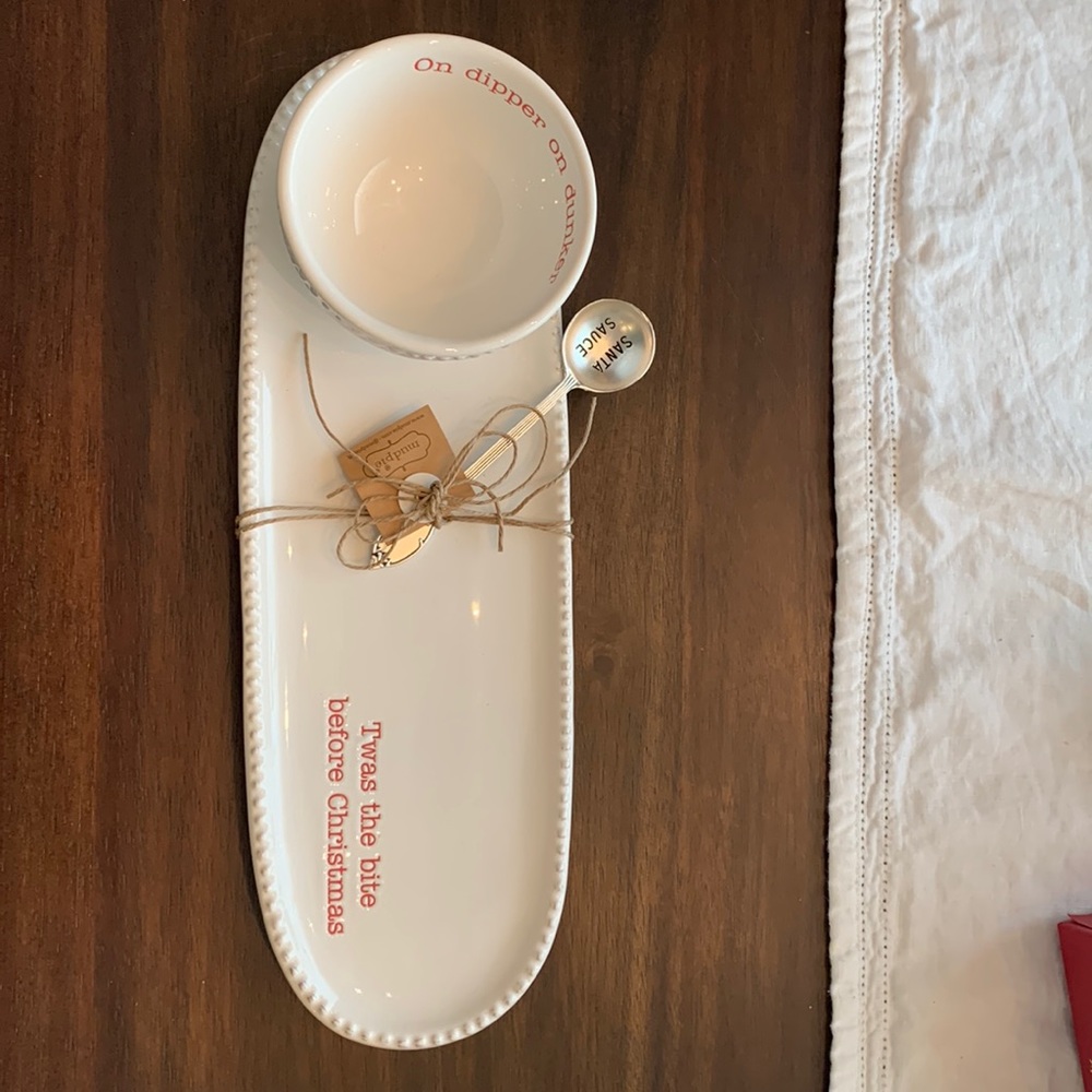 Platter and small bowl